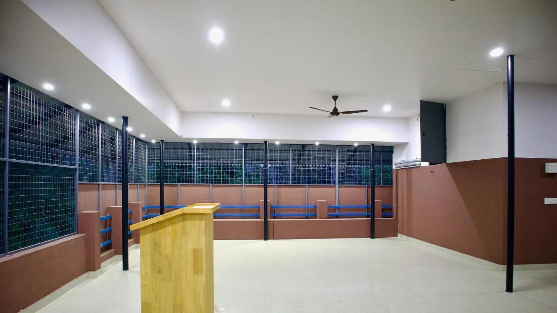 Ambili Riverfront Villa With Party Hall Irimbranallur